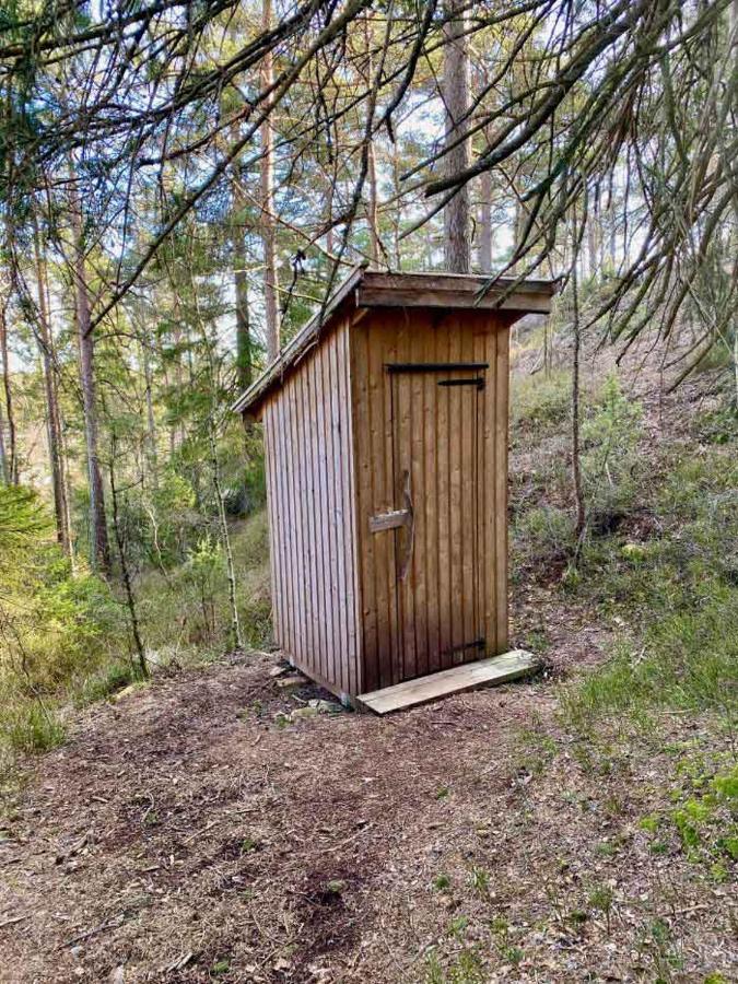 Tretopphytter Pa Grensen - Elghytta Med Robat Og Gjeddefiske Халден Екстериор снимка